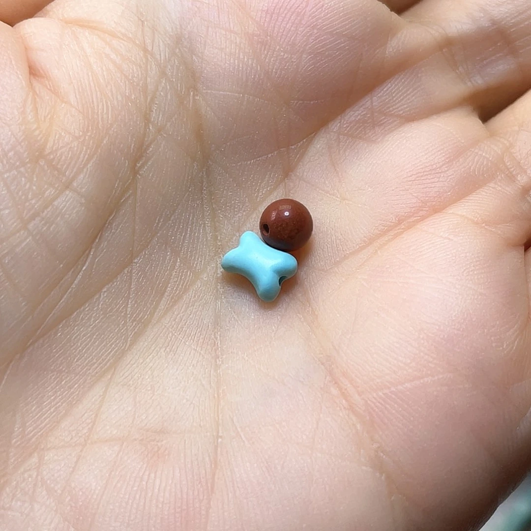 南红玛瑙配饰未镶嵌