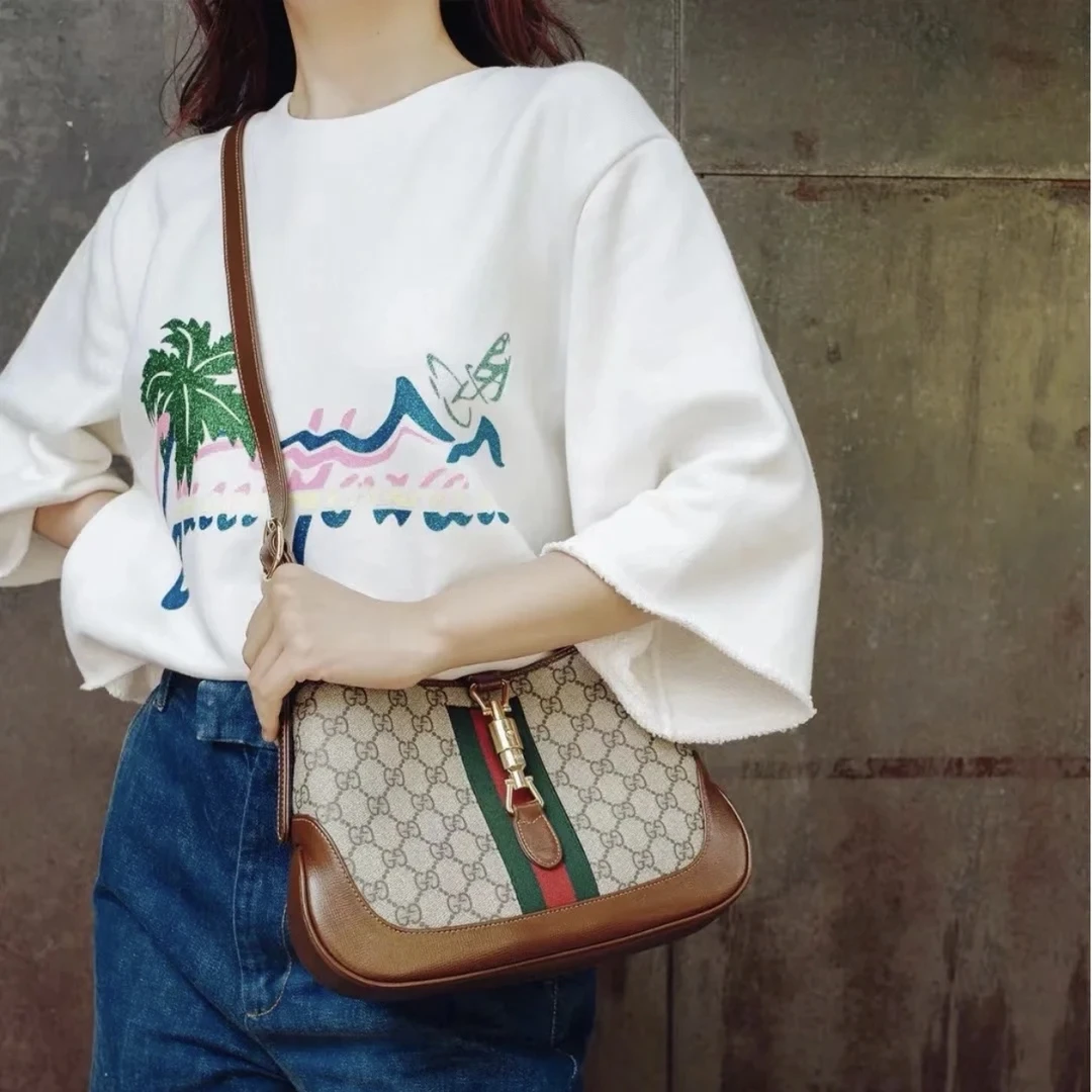 未使用 GUCCI/古驰 卡通风景圆领短款短袖截短上衣 XS码  H0319