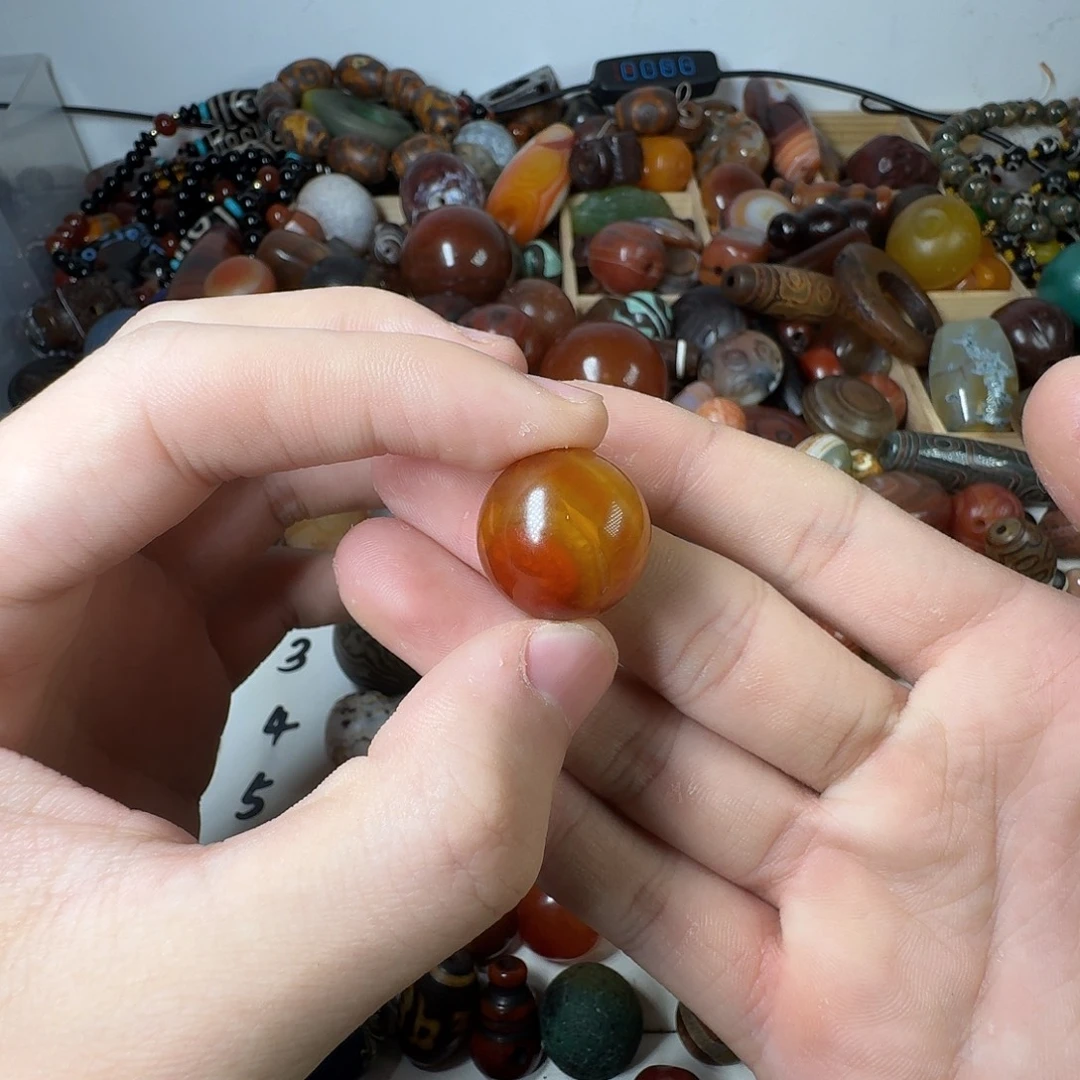 玛瑙/玉髓未镶嵌纯天然玛瑙珠子