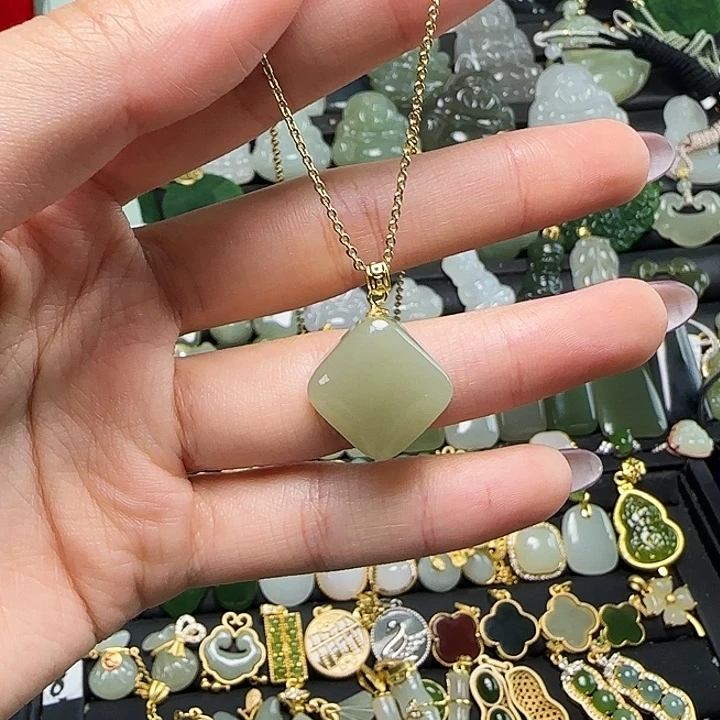 颈饰银S925镶嵌和田玉送链子送绳