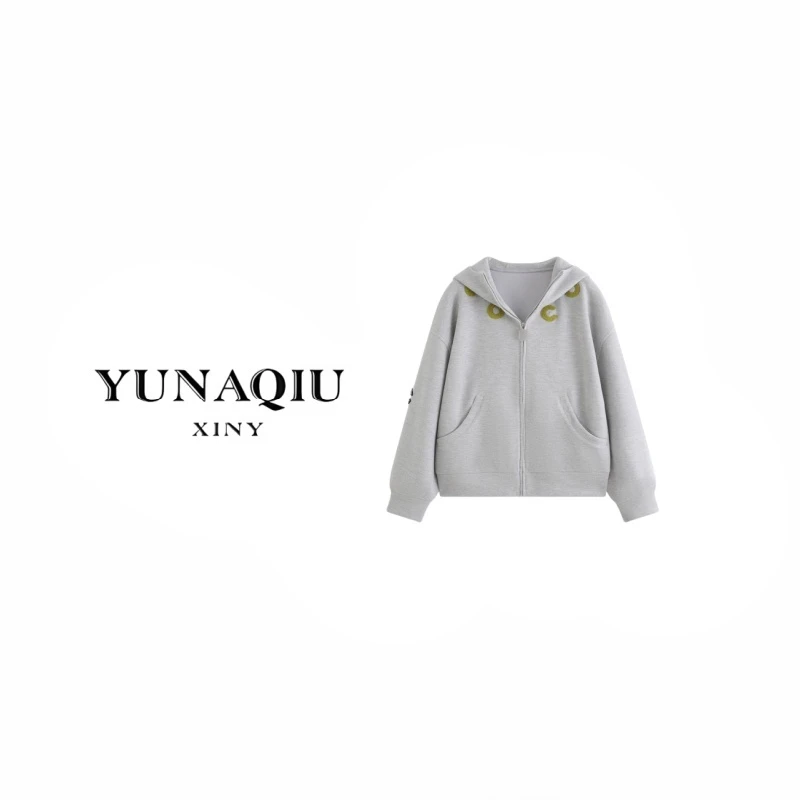 YUNAQIU-秋冬开衫百搭短款休闲风薄款连帽长袖常规款短外套-9639