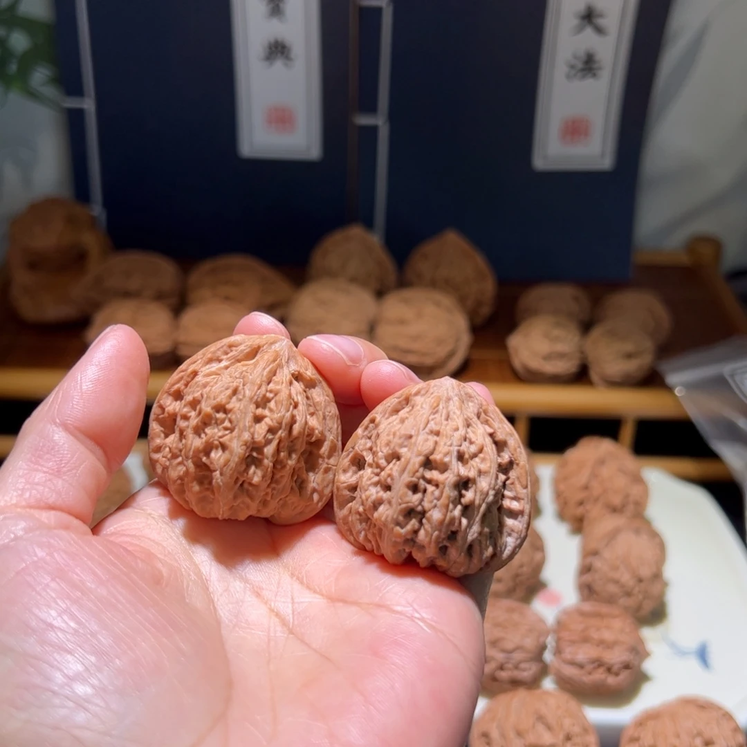 二***子文玩核桃把件密纹第二次付款