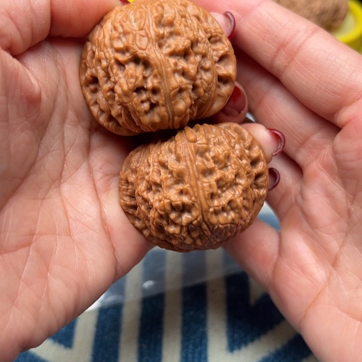 吊坠桃核文玩泥鳅背45