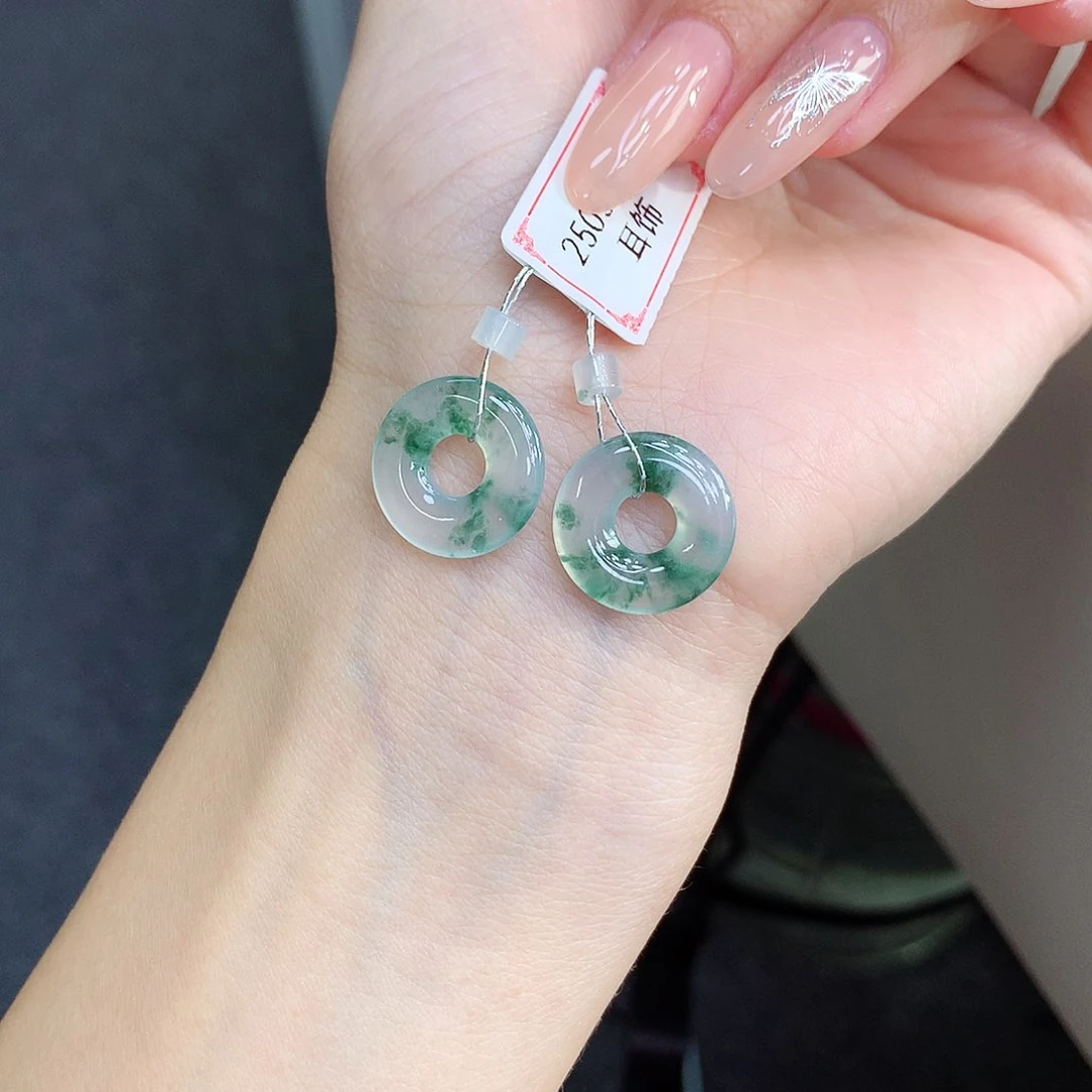 未镶嵌戒指翡翠耳饰