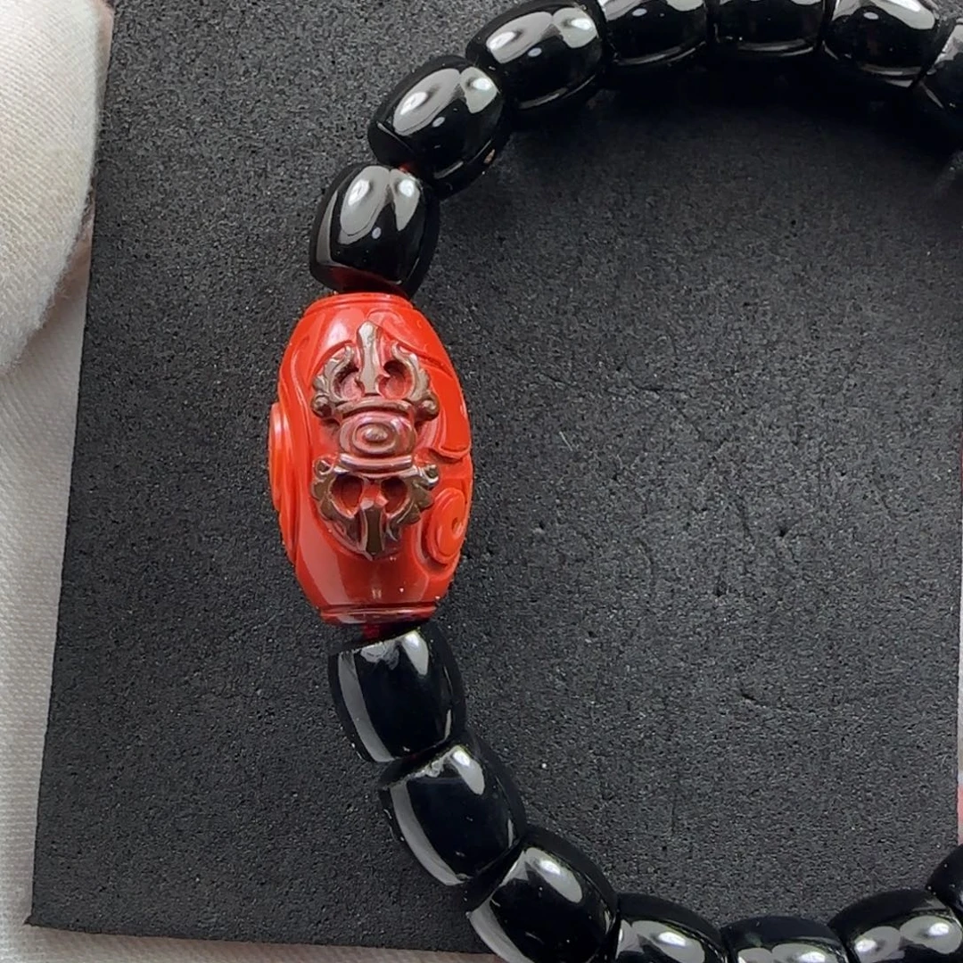 南红玛瑙未镶嵌雕件