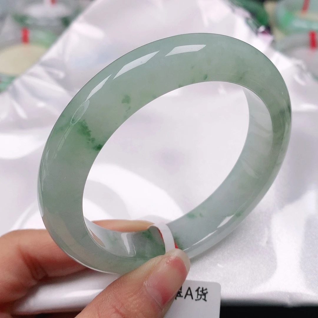 翡翠手镯未镶嵌天然翡翠手镯54