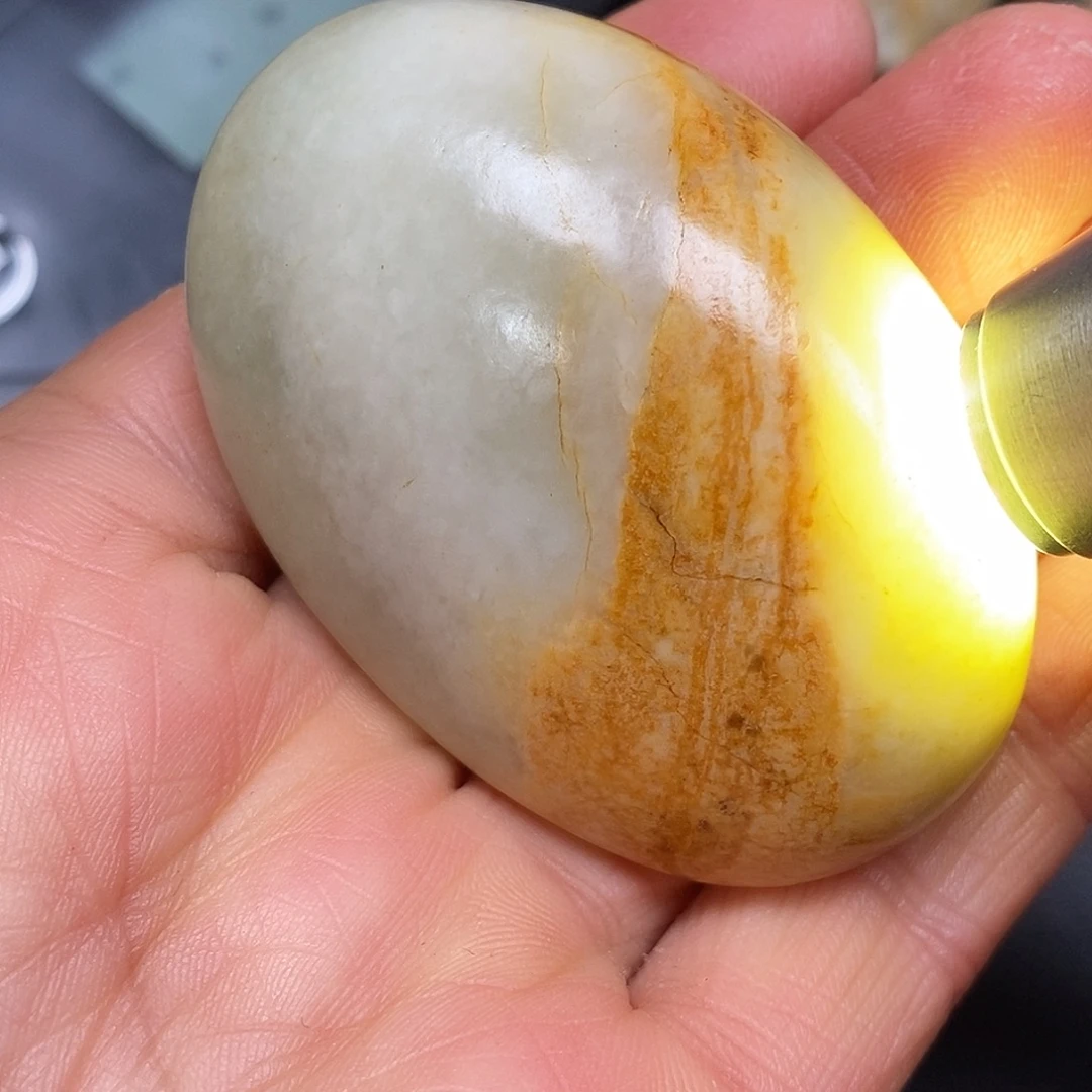 和田玉未镶嵌珠宝奇石