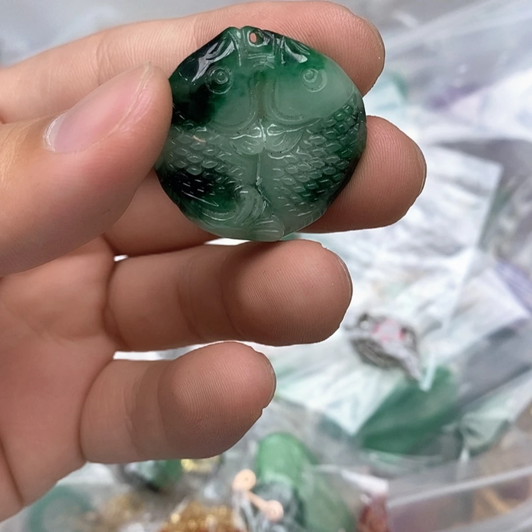 翡翠未镶嵌戒指88