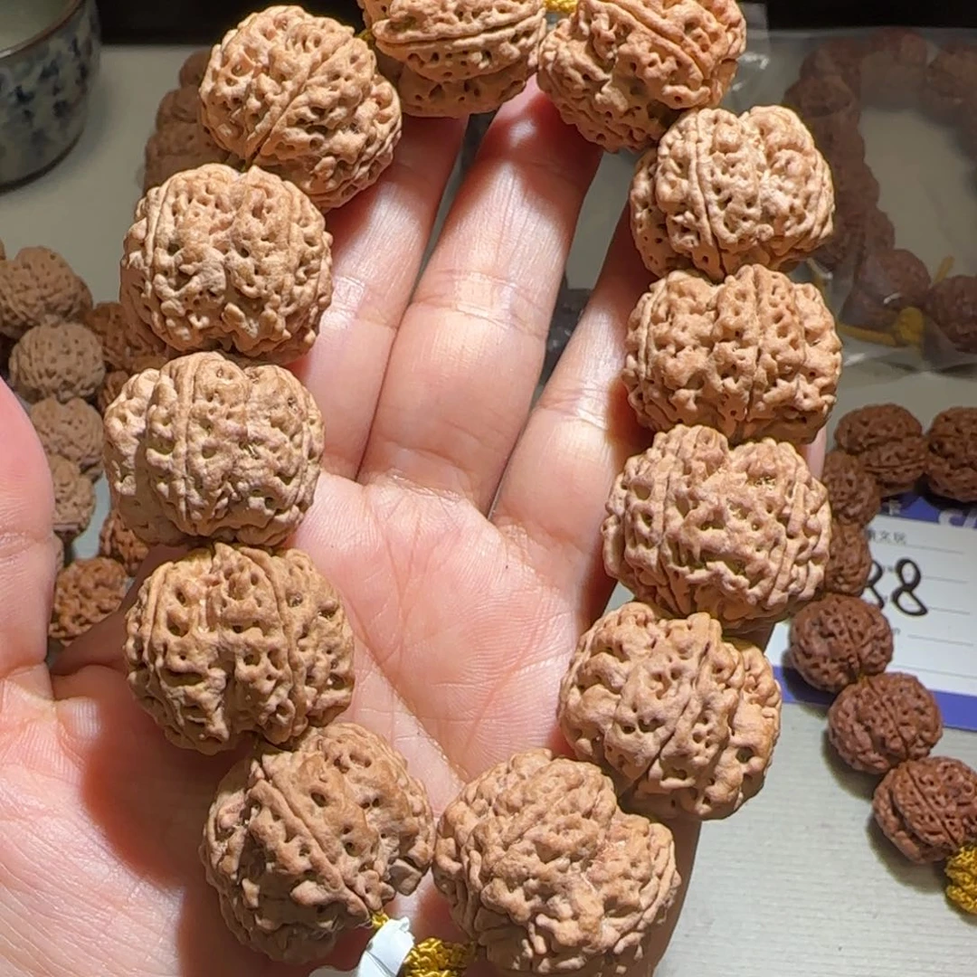 金刚菩提手串随*古龙战神梅花25×21.5