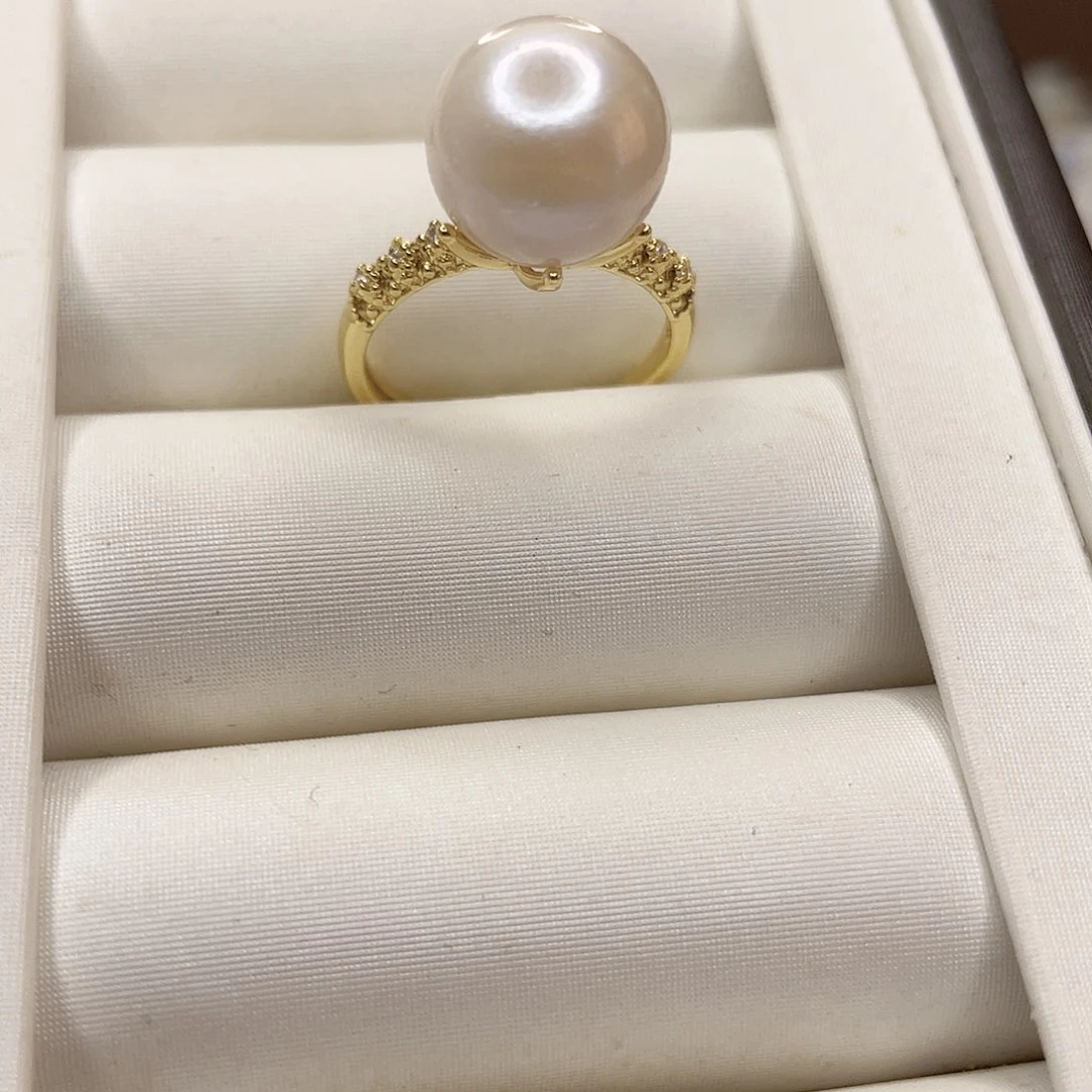 淡水珍珠吊坠(赠链)未镶嵌