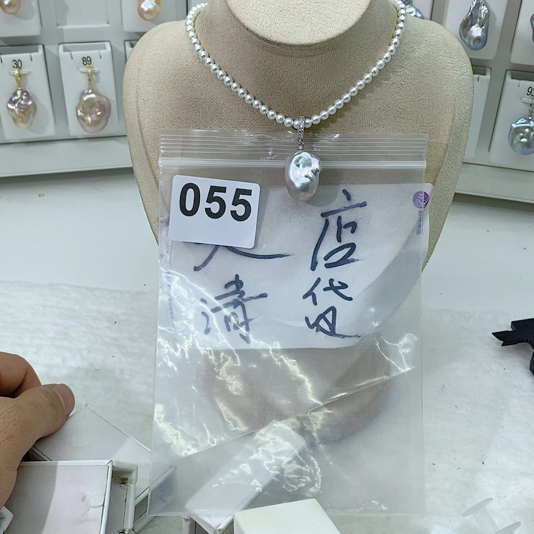 淡水珍珠颈饰合金