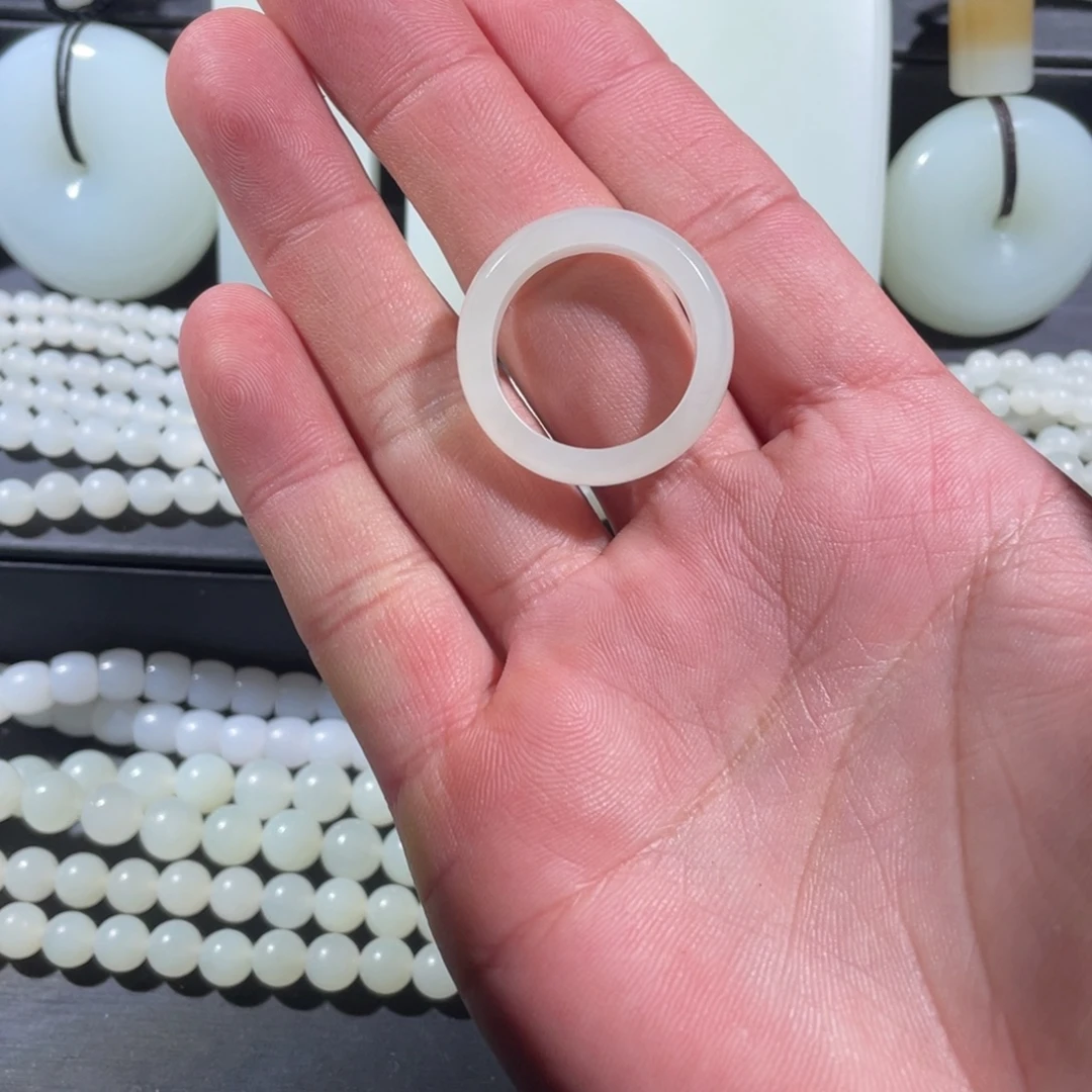 和田玉未镶嵌吊坠(不含链)戒指