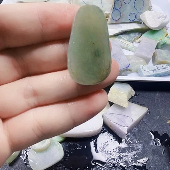 未镶嵌挂件翡翠翡翠