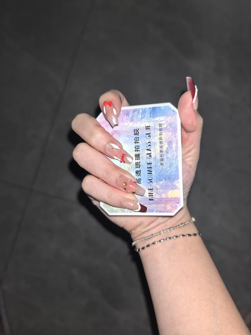 圣诞风红色法式显白穿戴甲