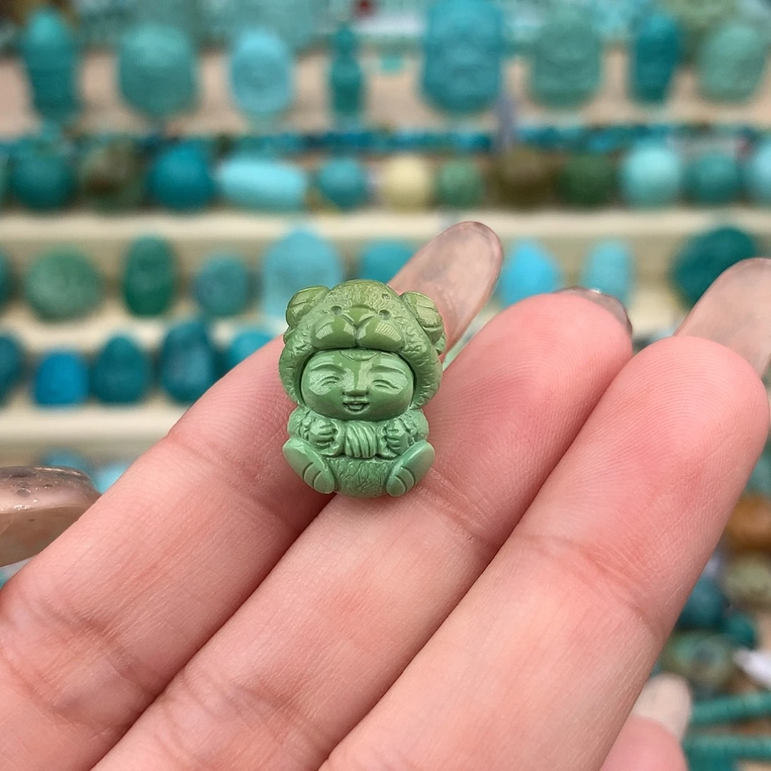 绿松石未镶嵌珠宝奇石