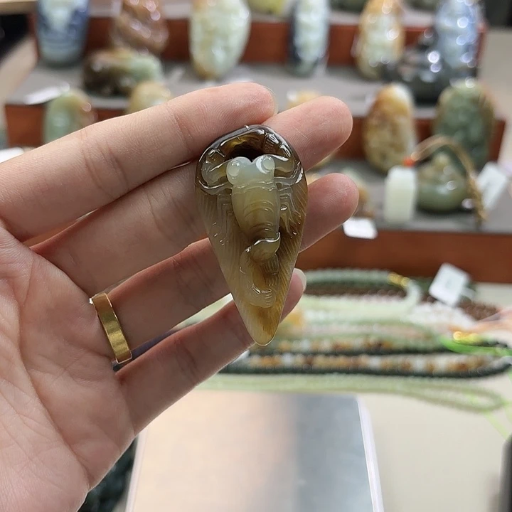 和田玉未镶嵌吊坠(不含链)