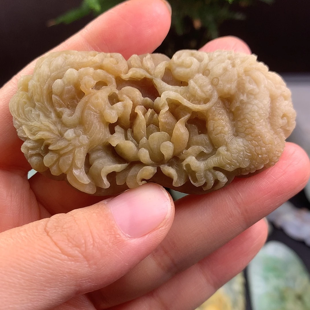 定制翡翠未镶嵌龙凤呈祥