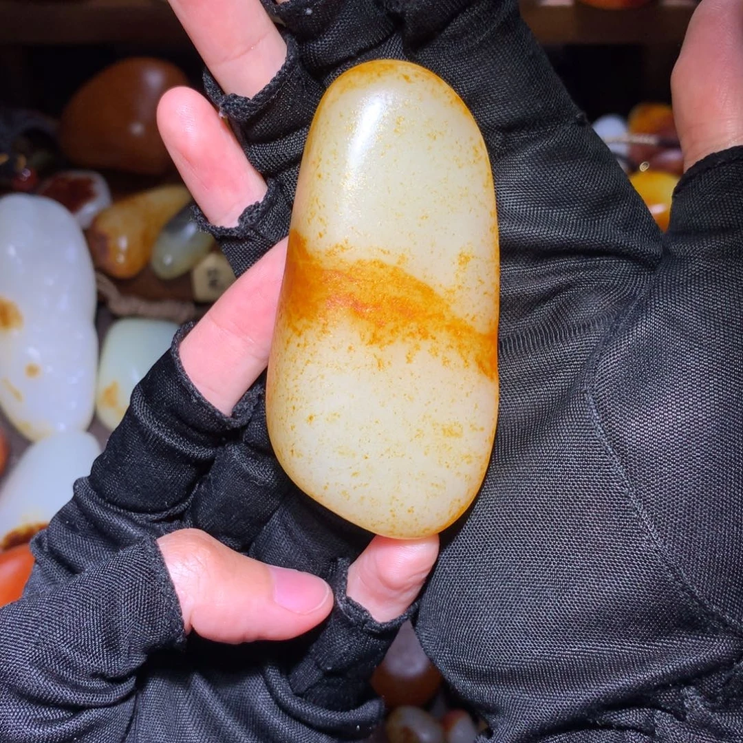 1***2和田玉未镶嵌颈饰