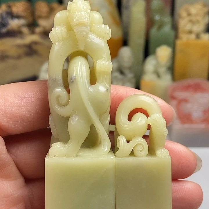 阿***崇青田石青田石印章