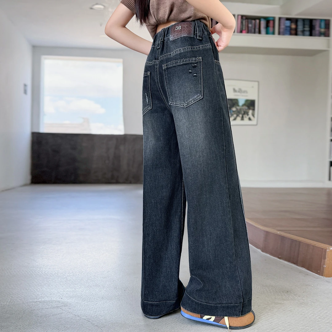 儿童秋装2025年新款大女童装弯刀裤子春秋款牛仔裤秋季阔腿直筒裤