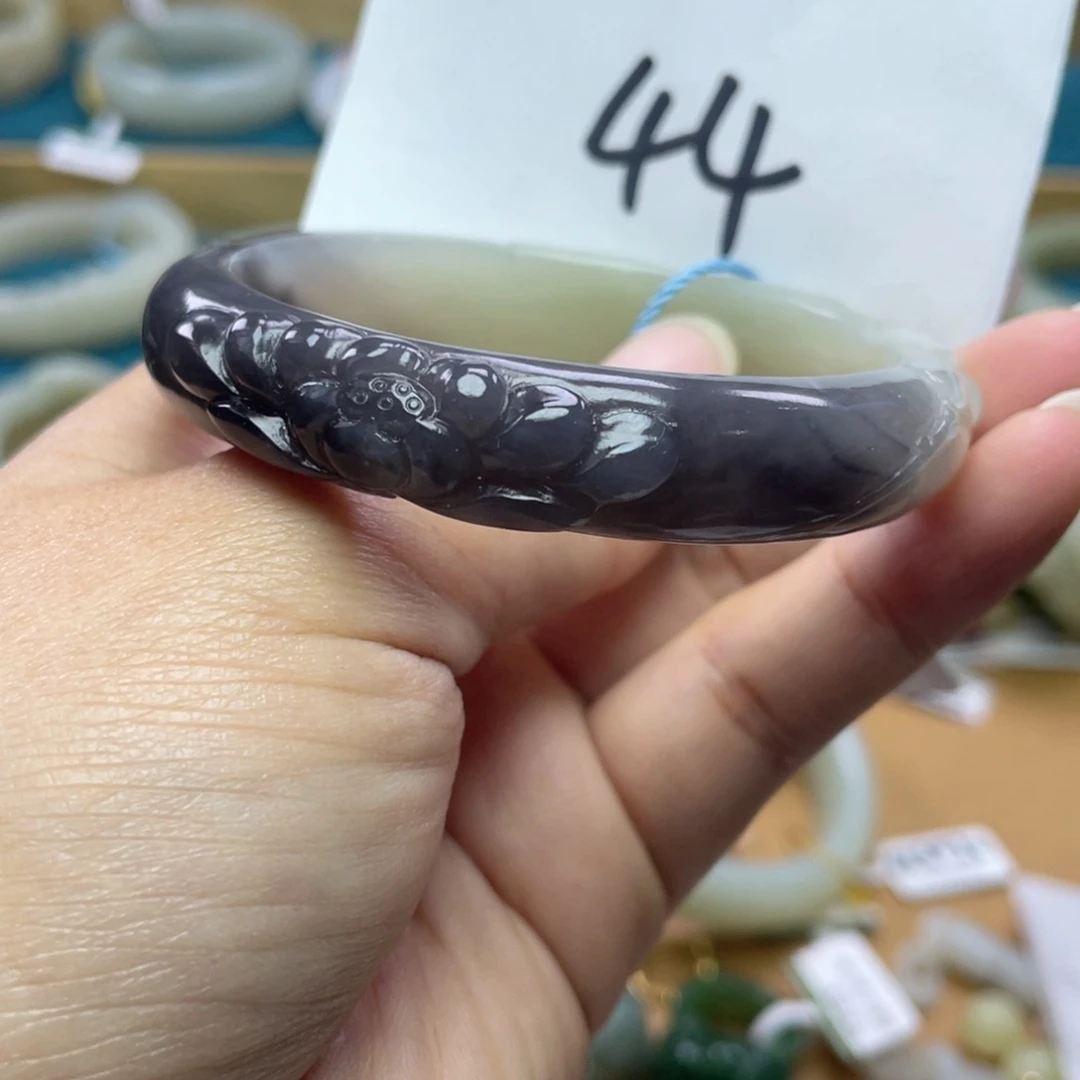 未镶嵌手镯和田玉圈口56