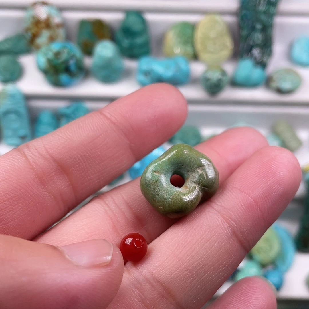 南红玛瑙未镶嵌颈饰