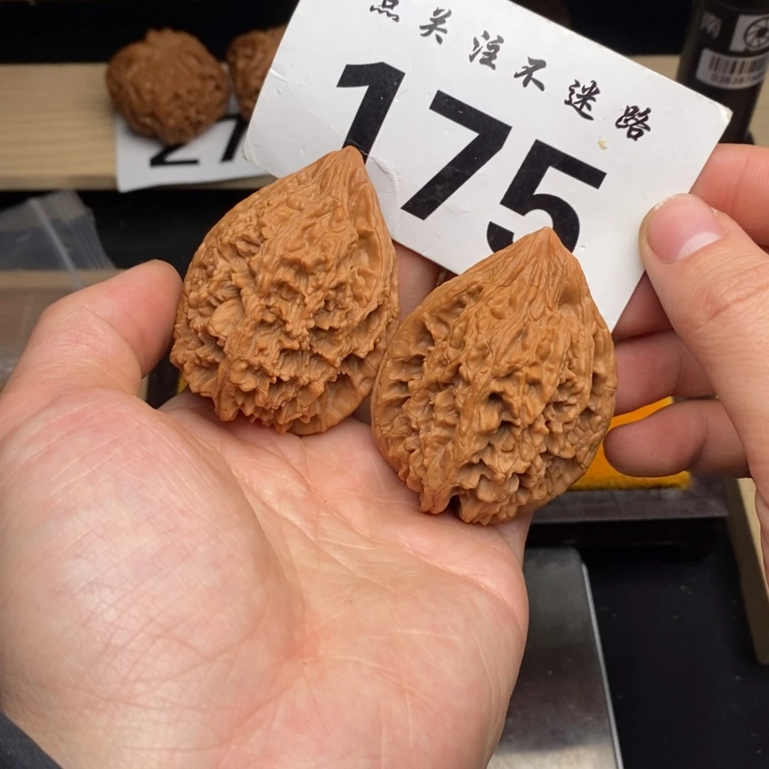 文玩核桃吊坠44大沽石