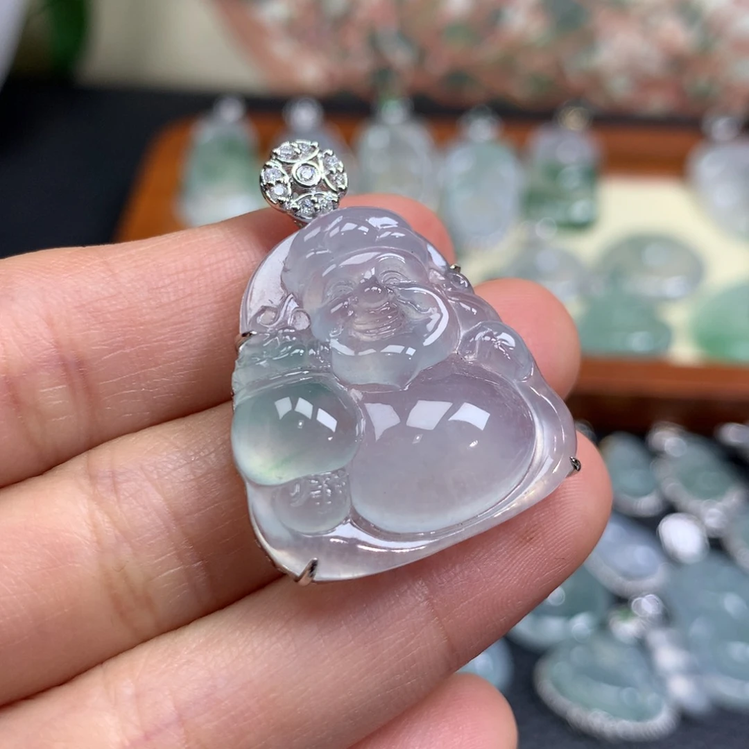 翡翠颈饰18K金镶嵌翡翠