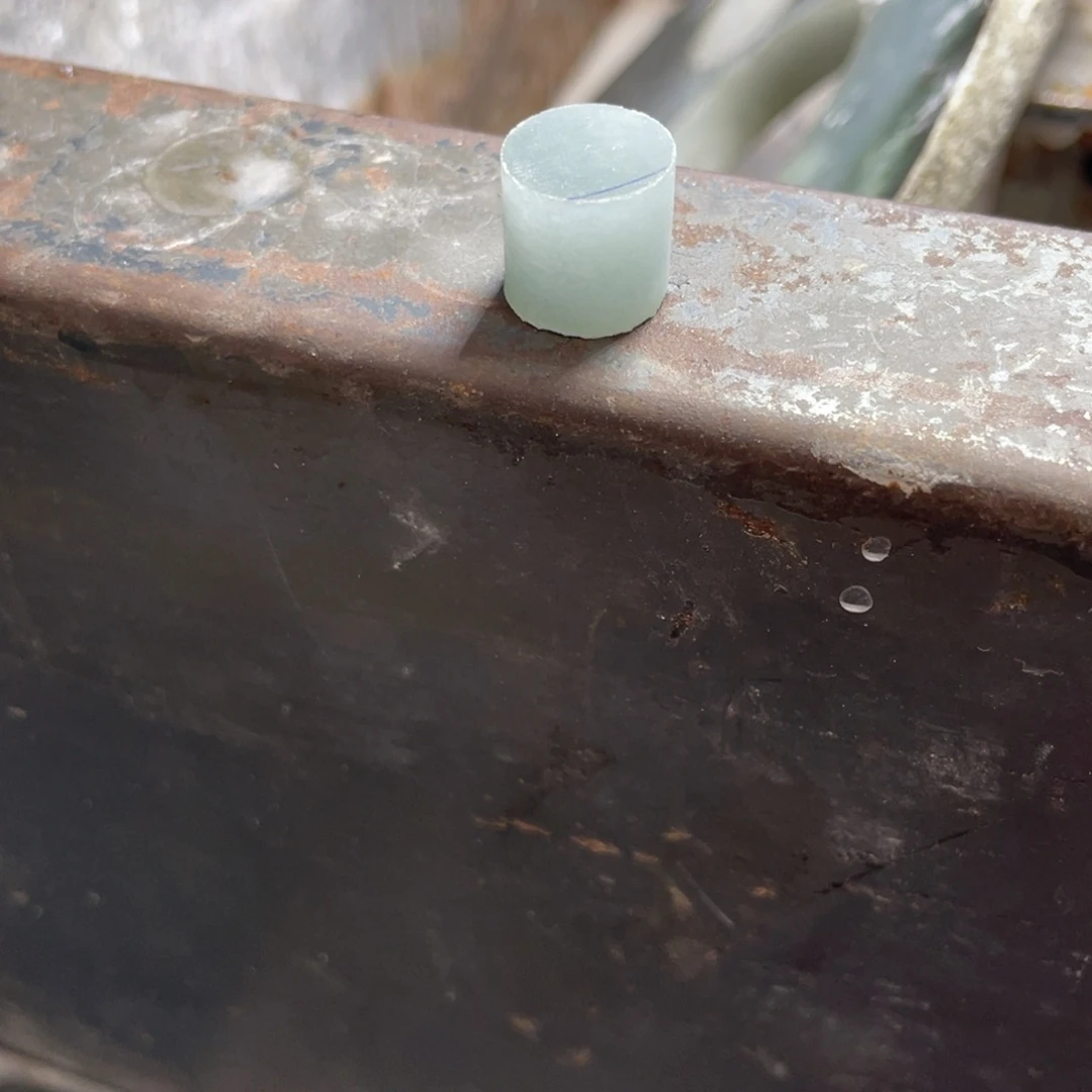 定制翡翠未镶嵌么**?边角料