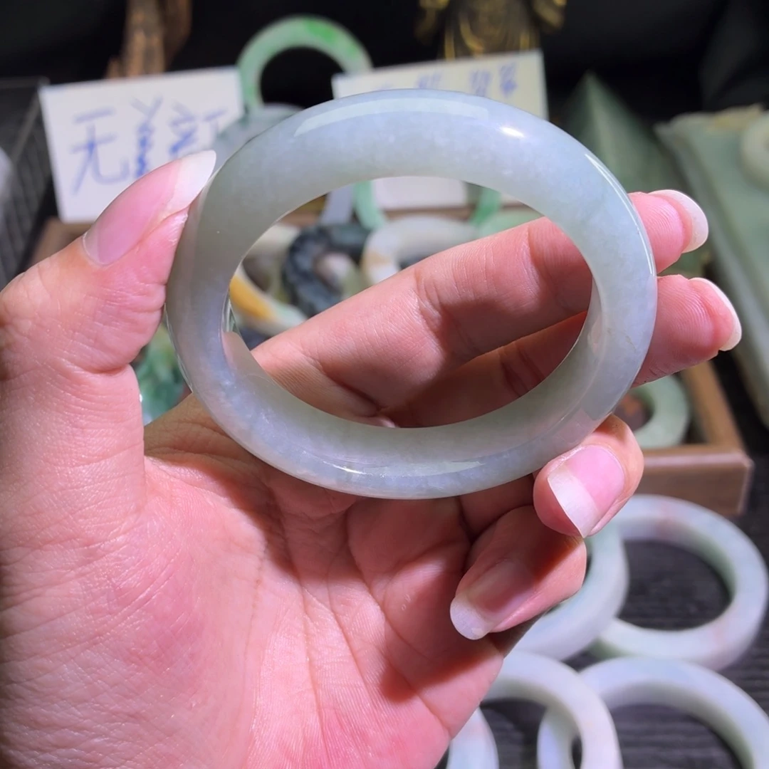 定制翡翠未镶嵌缅甸翡翠A货手镯毛胚定制