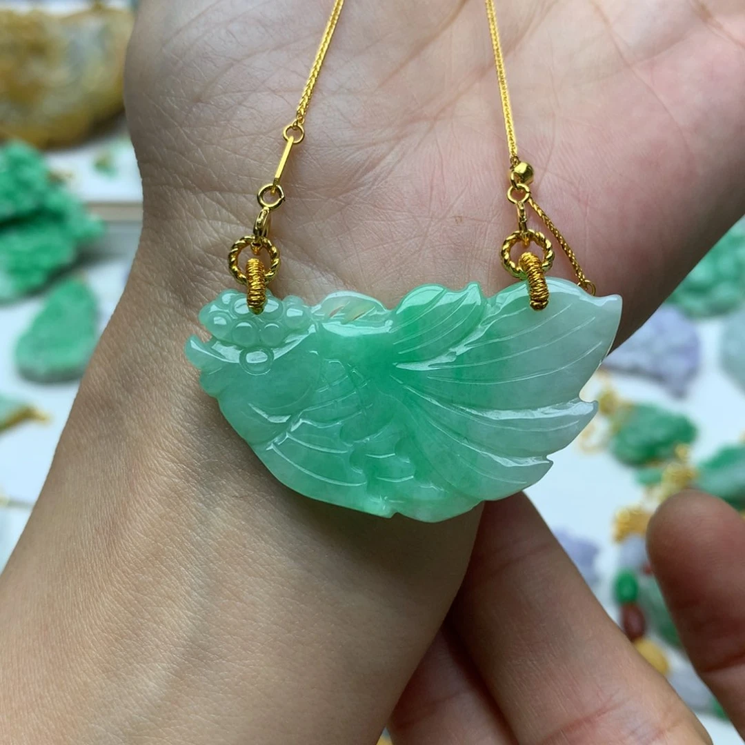 翡翠未镶嵌颈饰翡翠