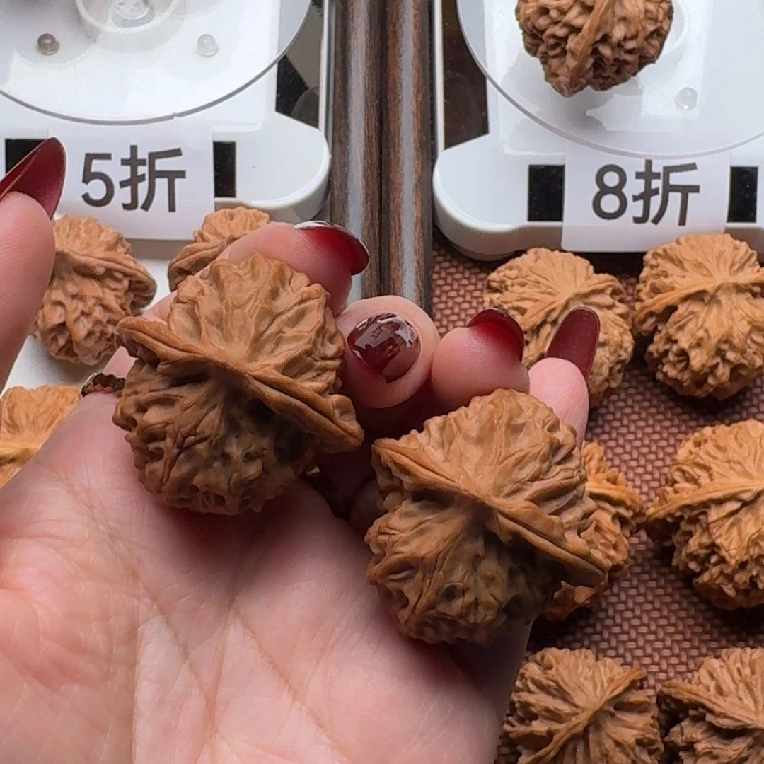 文玩核桃吊坠36全品龙鳞