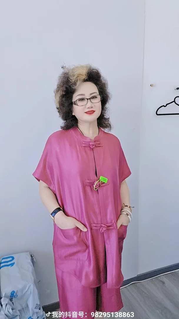 AB-3266夏季福利金属丝上衣赠（短裤）