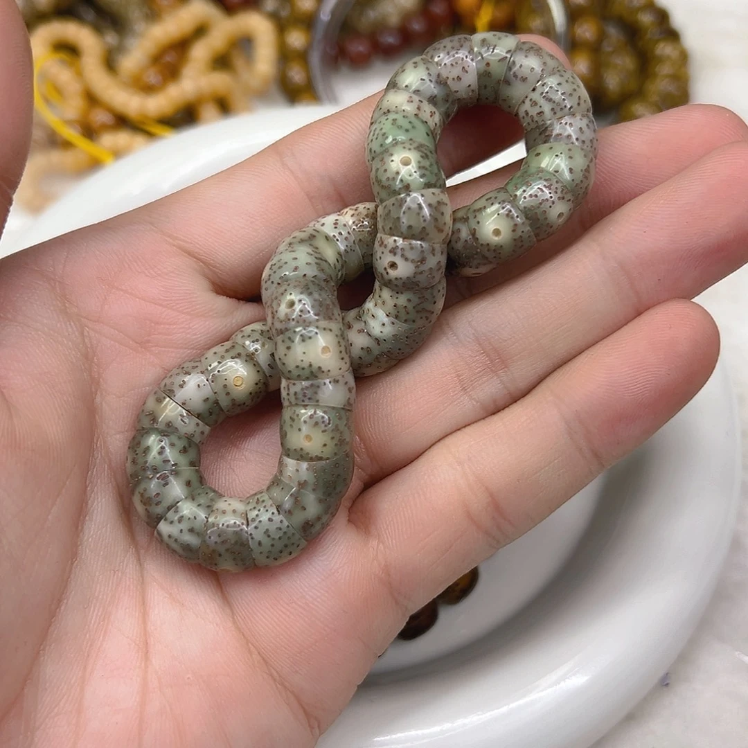 手串星月菩提34荣耀绿幽灵星月菩提猪大肠单圈10左右