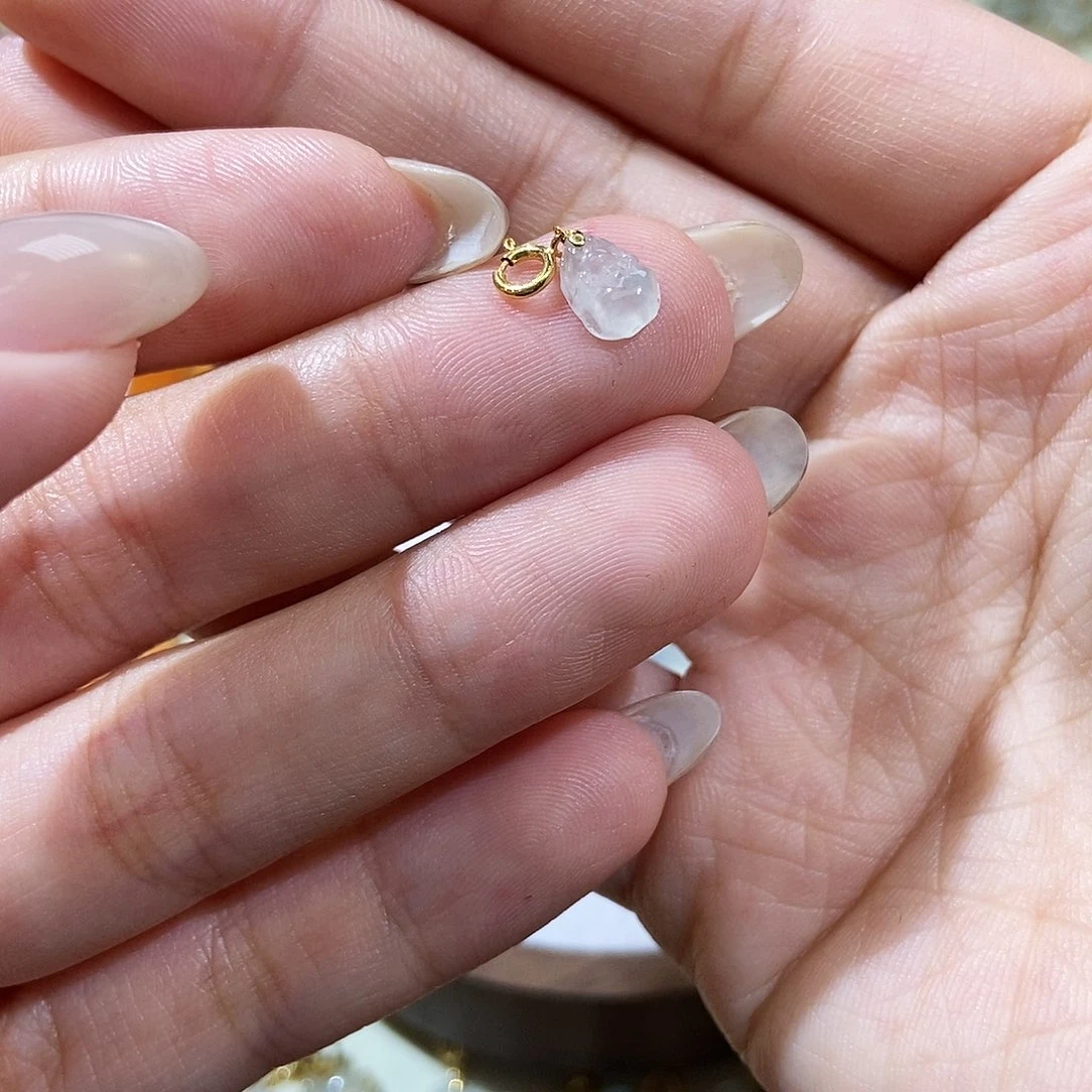 翡翠18K金镶嵌颈饰111