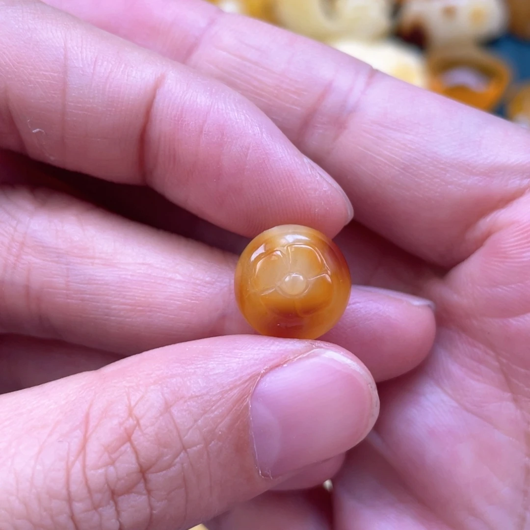 未镶嵌琥珀裸石蜜蜡