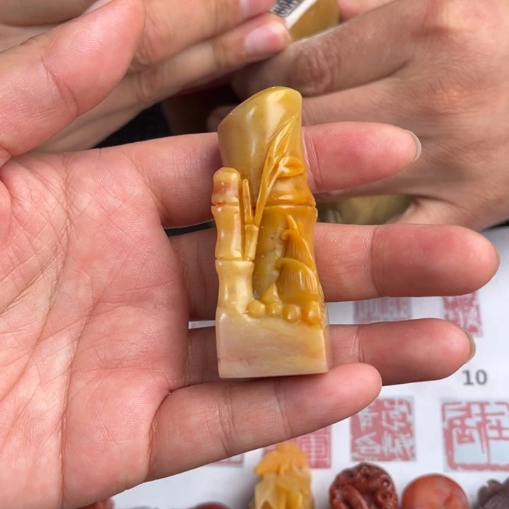 小***馆巴林石印石现场纯手工打造精品