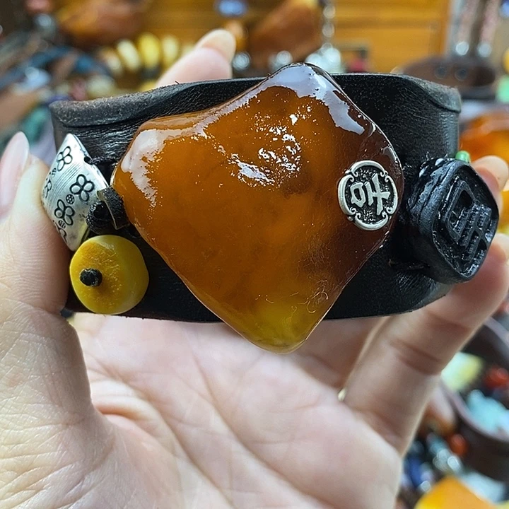 蜜蜡未镶嵌手镯手镯
