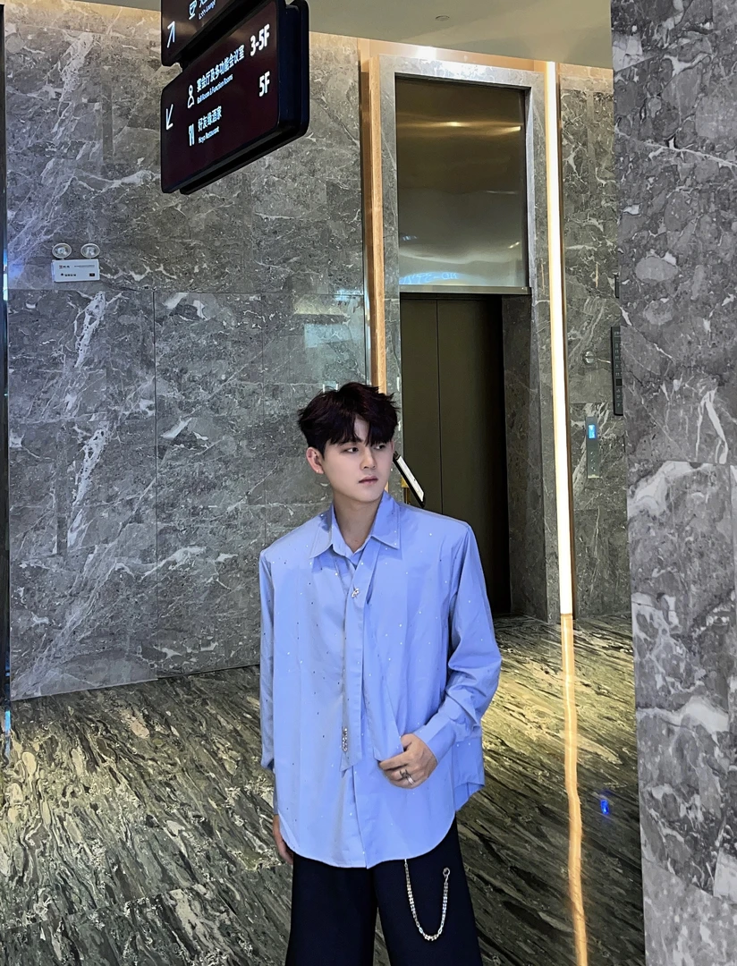 嘉伟6441 满天星长袖衬衫男高级感亮片交叉领带垫肩美养美发衬衣