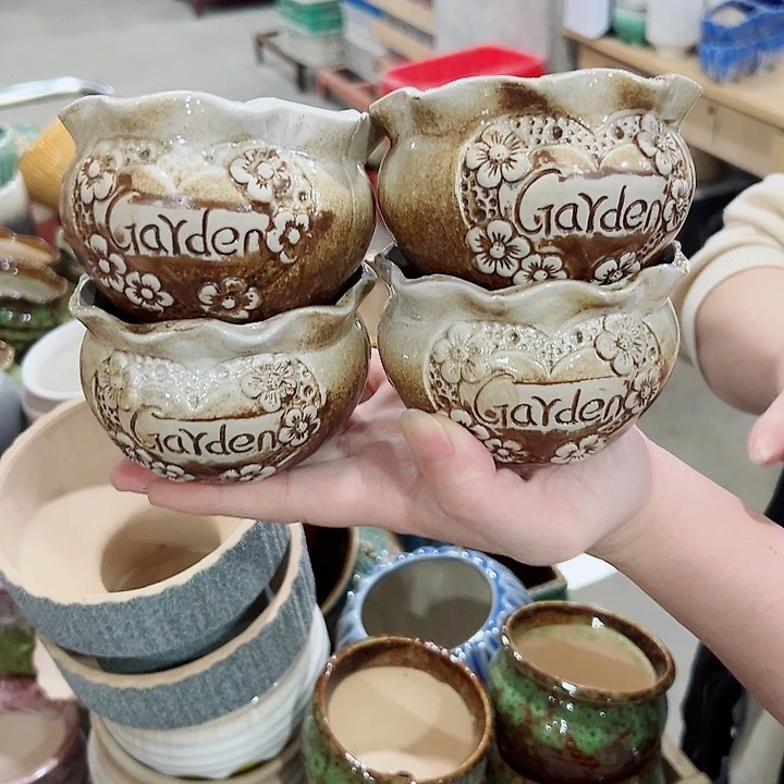 有孔.凑满10元发货多肉陶瓷花盆！