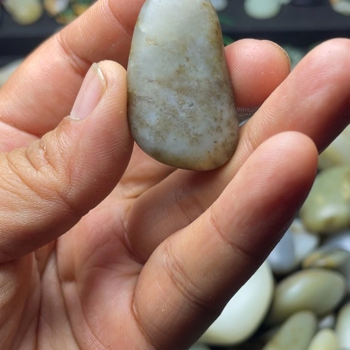 未镶嵌软玉珠宝半成品