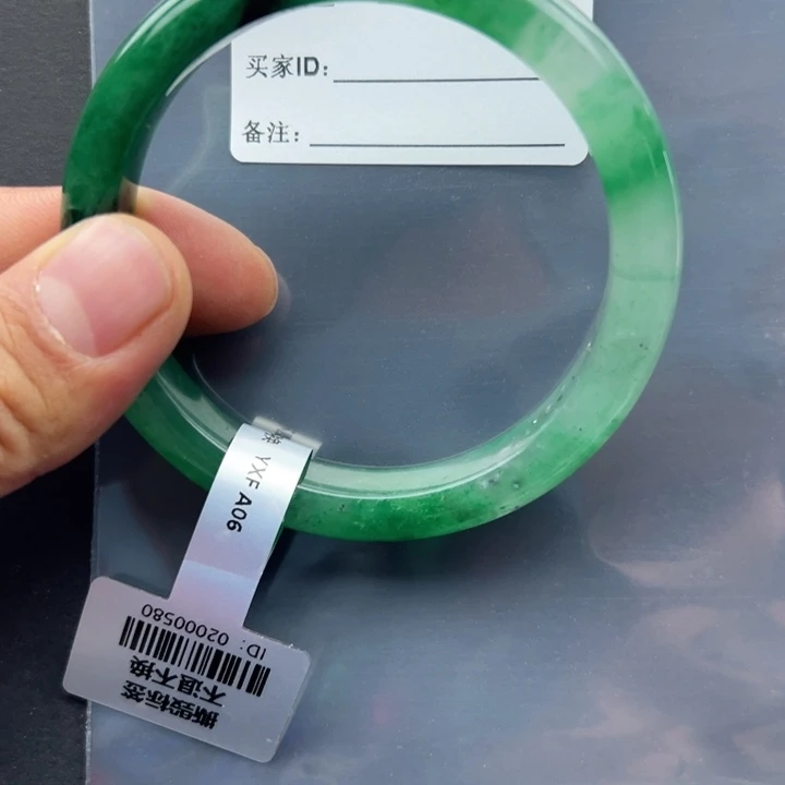 石英质玉未镶嵌手镯61-174