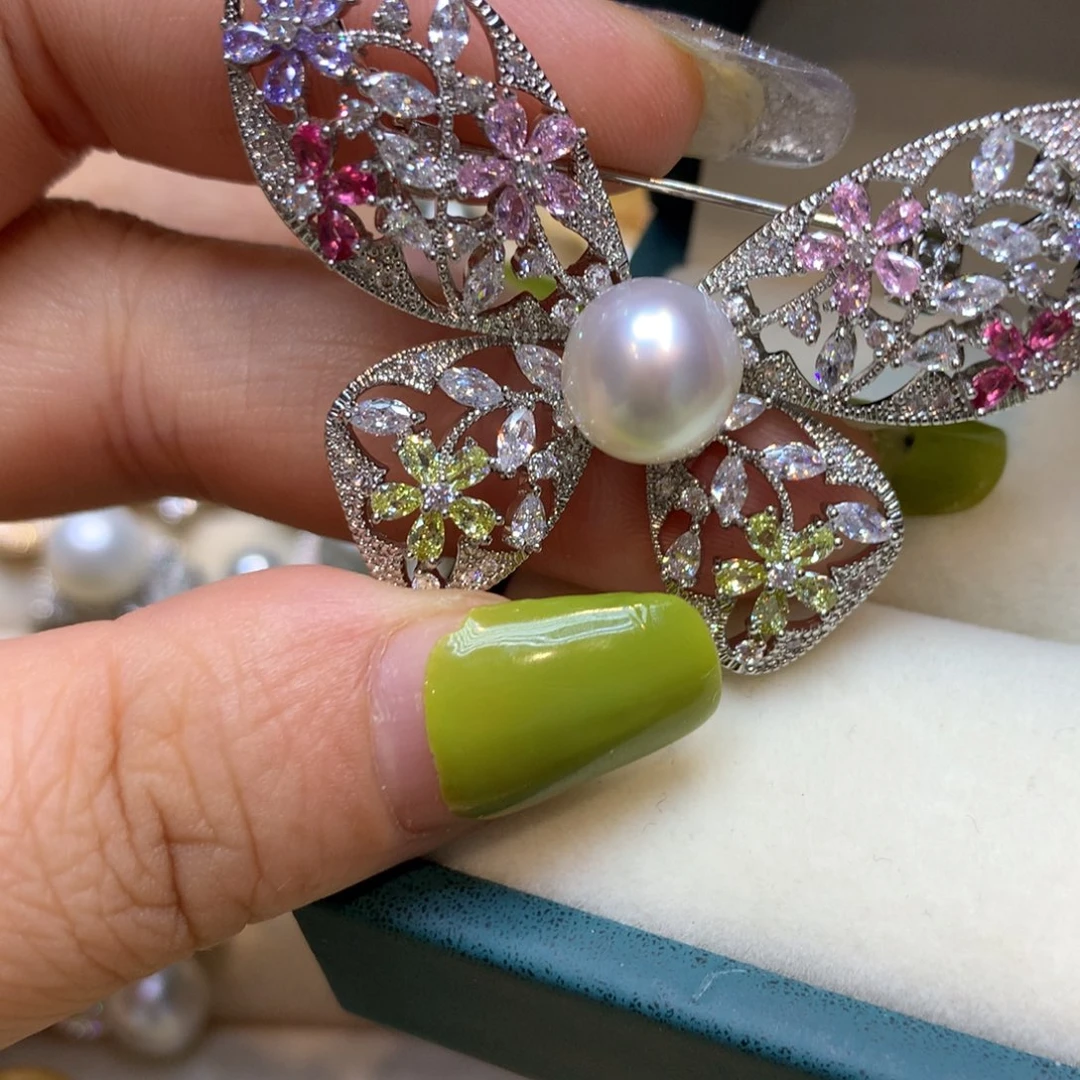 未镶嵌海水珍珠胸饰