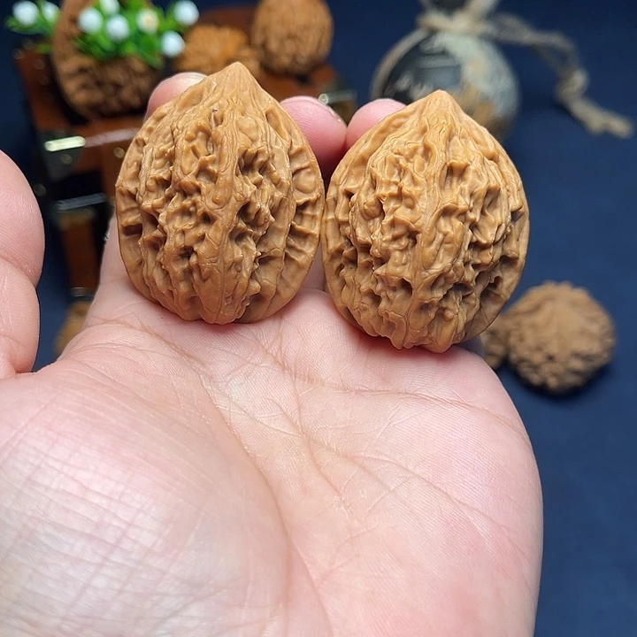 把件文玩核桃37老树鸡心