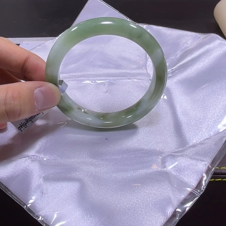 翡翠手镯未镶嵌天然翡翠手镯a货多样性发货