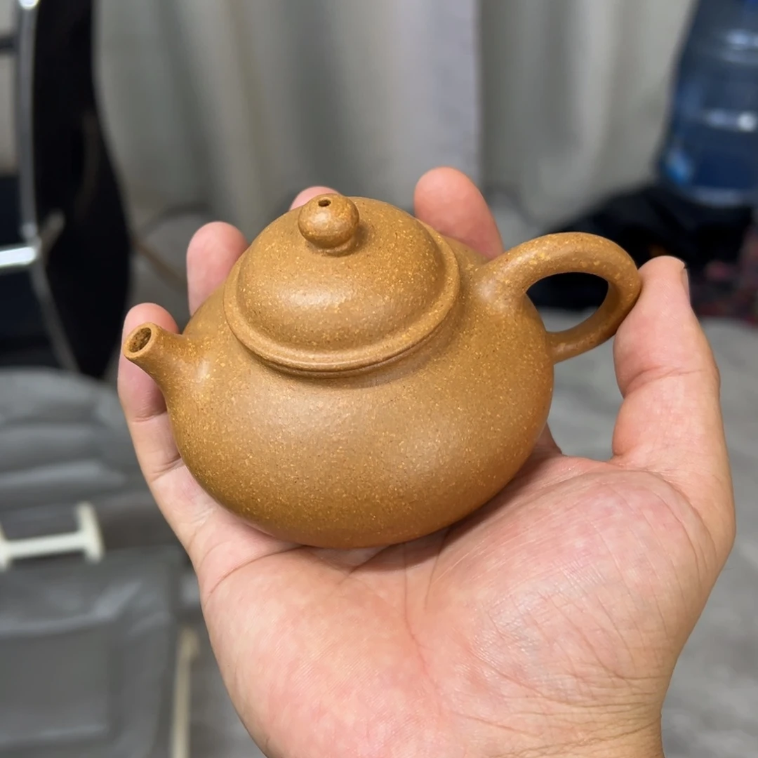 茶壶紫砂汽修厂和机械设备