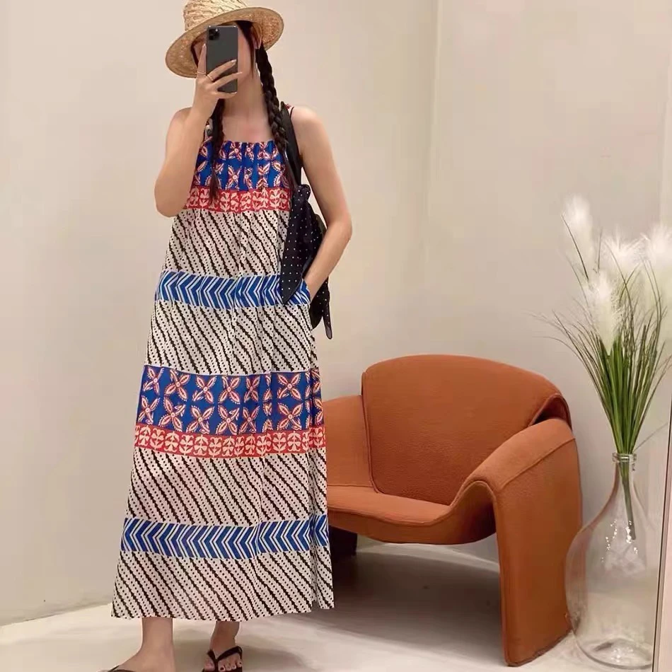 【BAI】夏新款女花色时尚吊带连衣裙1462