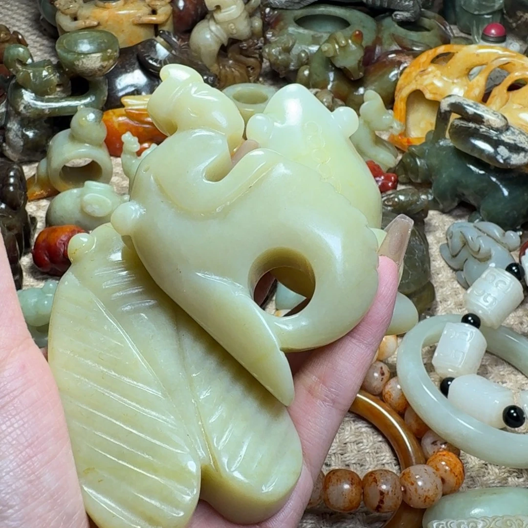 ****变吊坠白玉菩提挂件