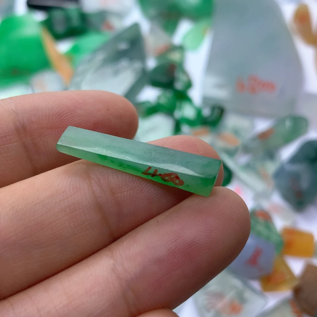 定制翡翠未镶嵌天然翡翠