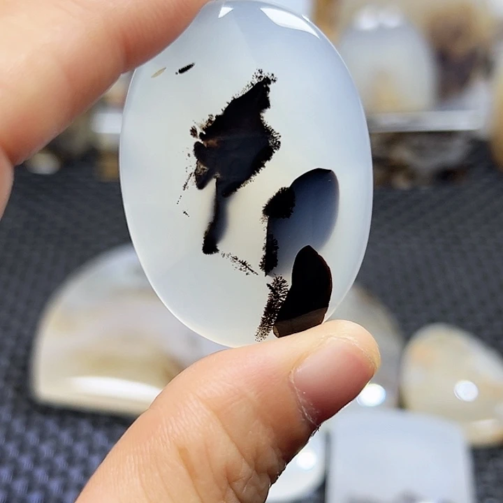 玛瑙/玉髓未镶嵌珠宝半成品